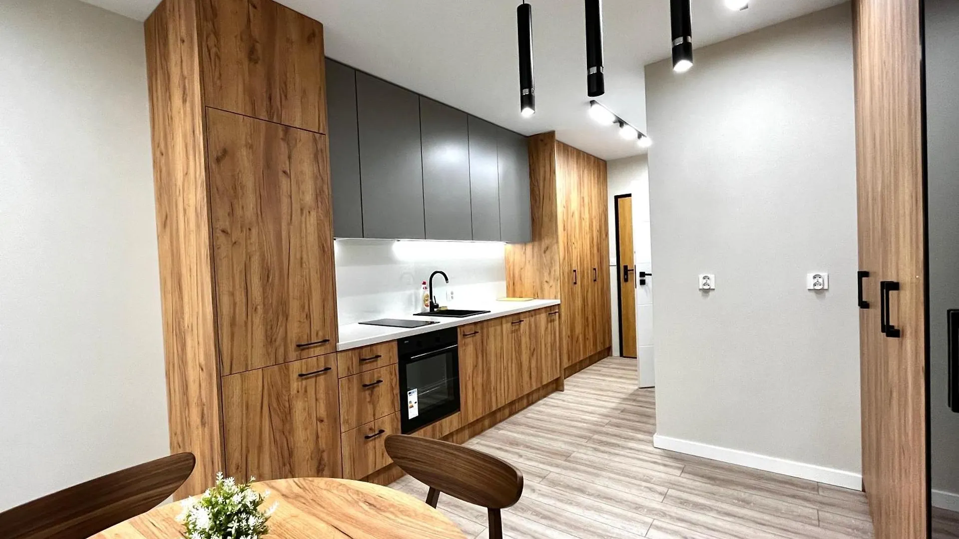 Modern Apartment Downtown Krakow